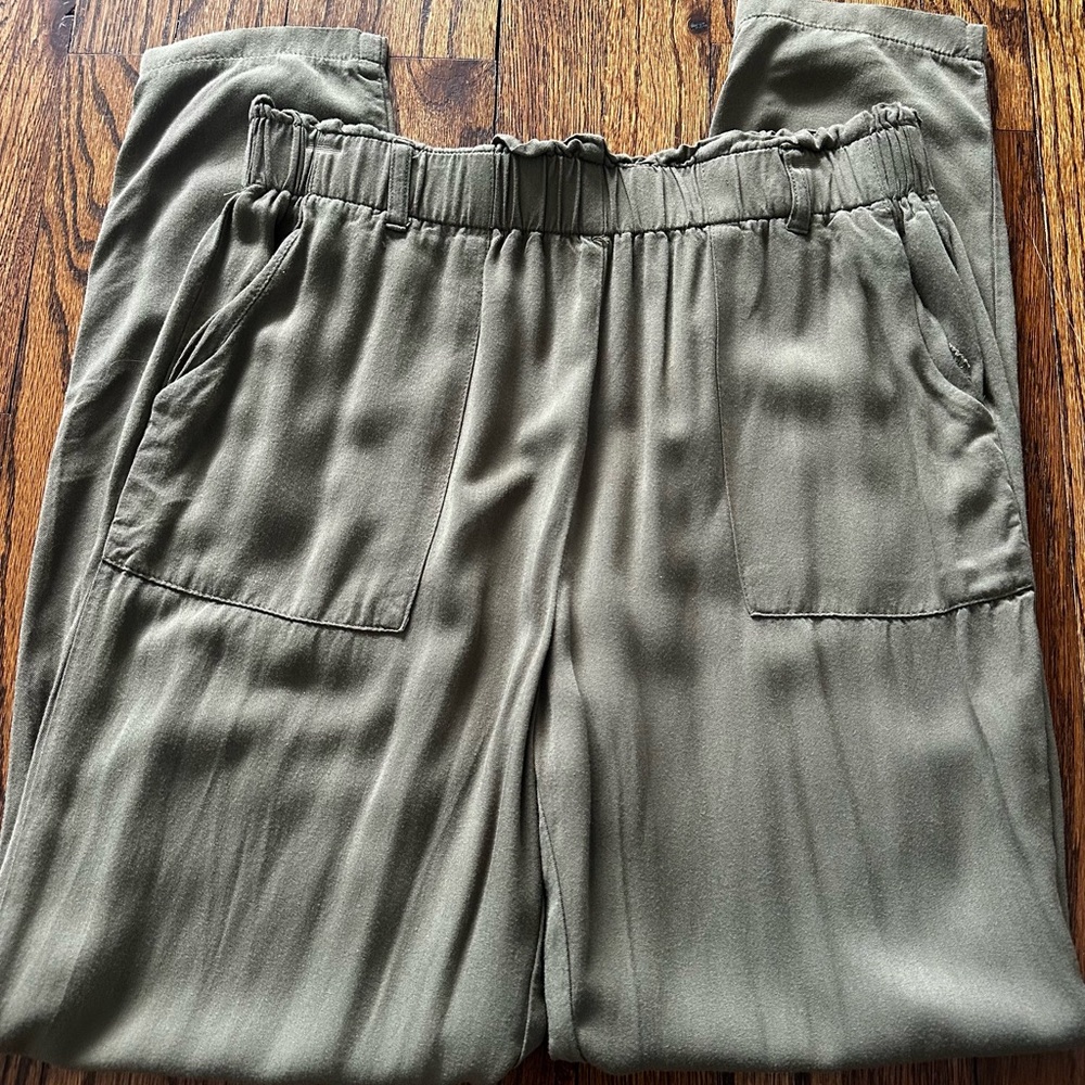🦋 Shinestar Olive Green Relaxed Fit Pants Medium